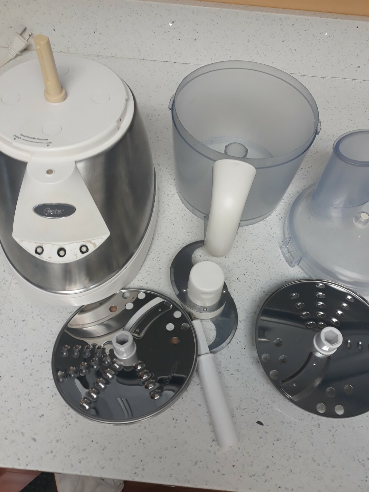 OSTER FOOD PROCESSOR Model 3200 In Nice Working Condition