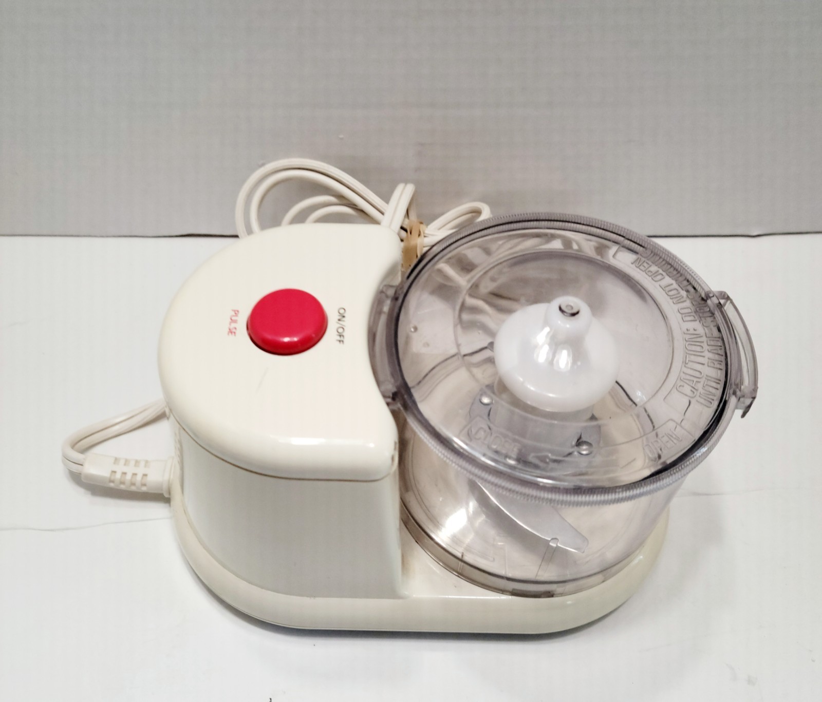 Betty Crocker Mini Chopper Compact Food Processor BC-1401 Vintage Vtg