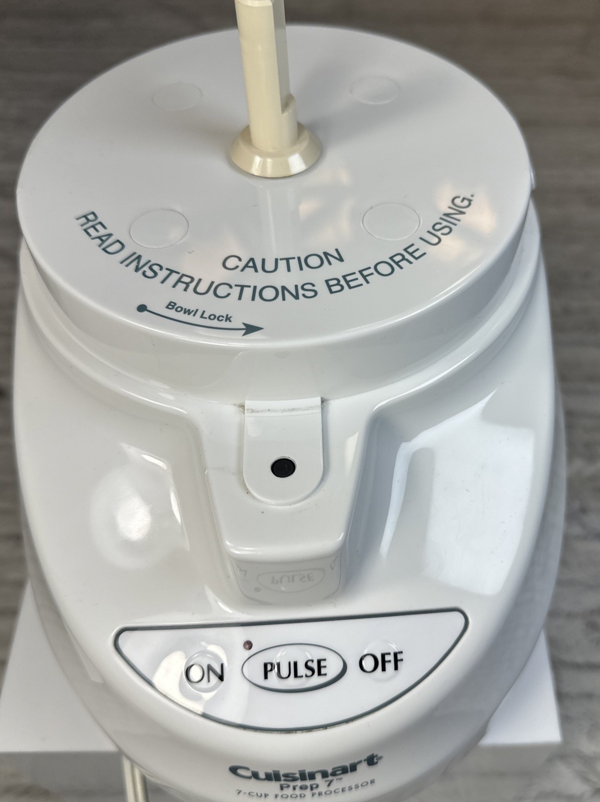 Cuisinart DLC-2007N Prep 7 7-Cup Food Processor. Very Nice Condition! Tested!