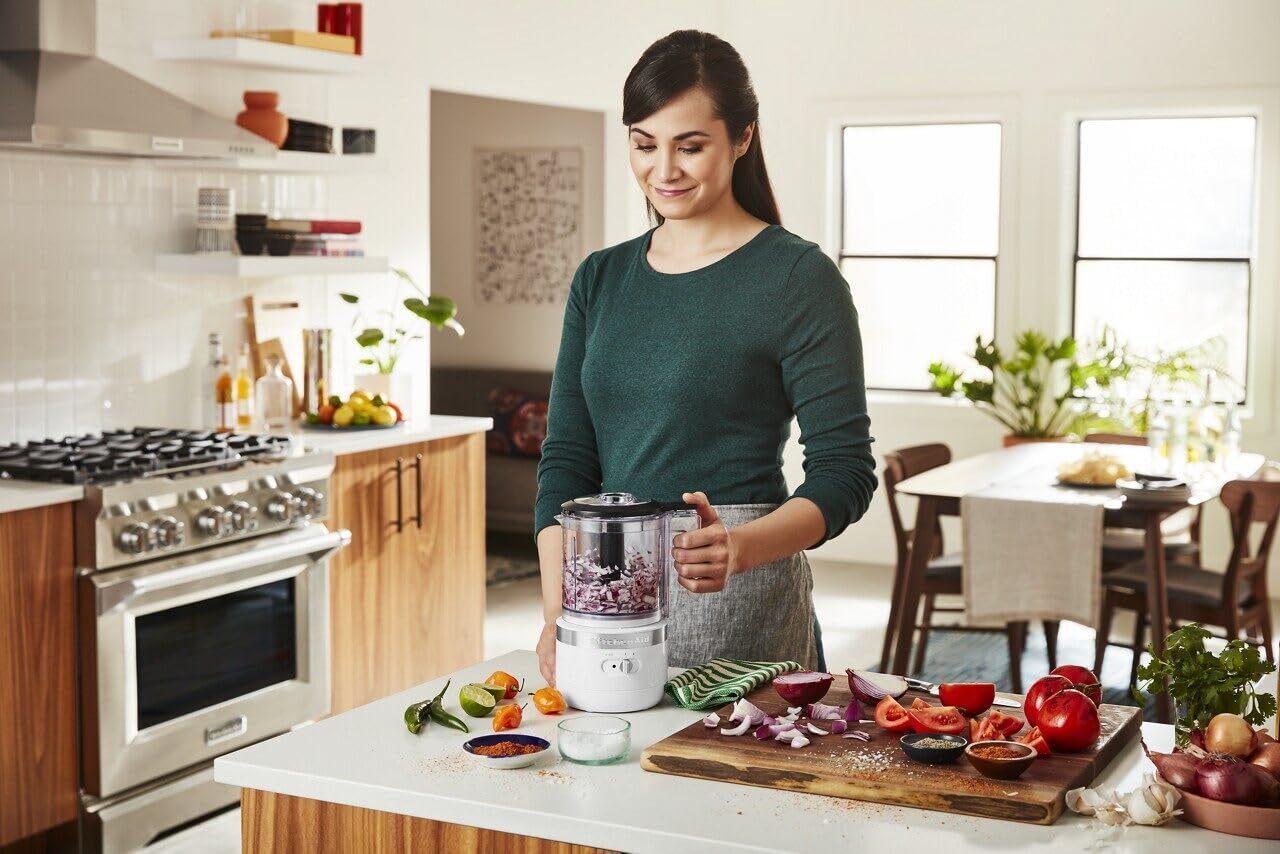 New KitchenAid Rechargeable Cordless Food Chopper 5 Cups, KFCB519WH, White