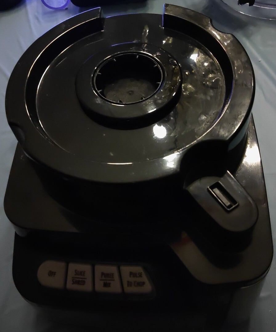 Hamilton Beach Food Processor Model 70725A FP27 Base Only *Tested