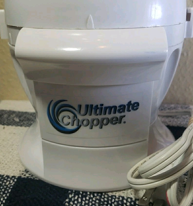 Ultimate Chopper CH-1 Food Processor With Ultimate Blender Pitcher Works Great