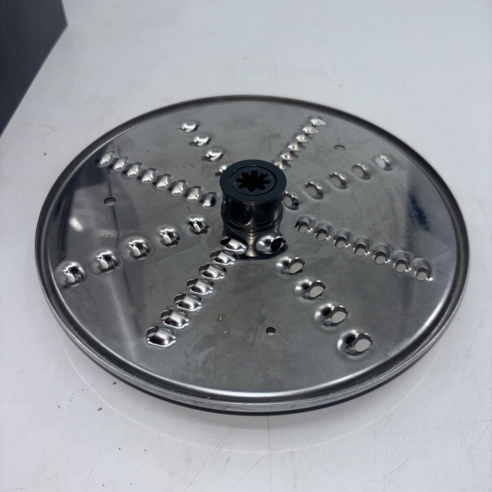 Cuisinart Replacement Part Coarse or Fine Shredding Grating Disc ~ FP-13RSD