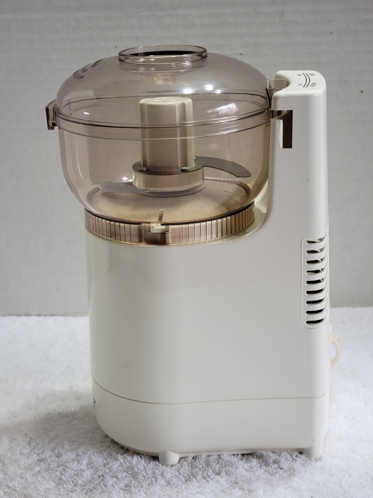 Sunbeam Oskar #14081 Food Processor Chopper Beige Made In France 500 Watts EUC