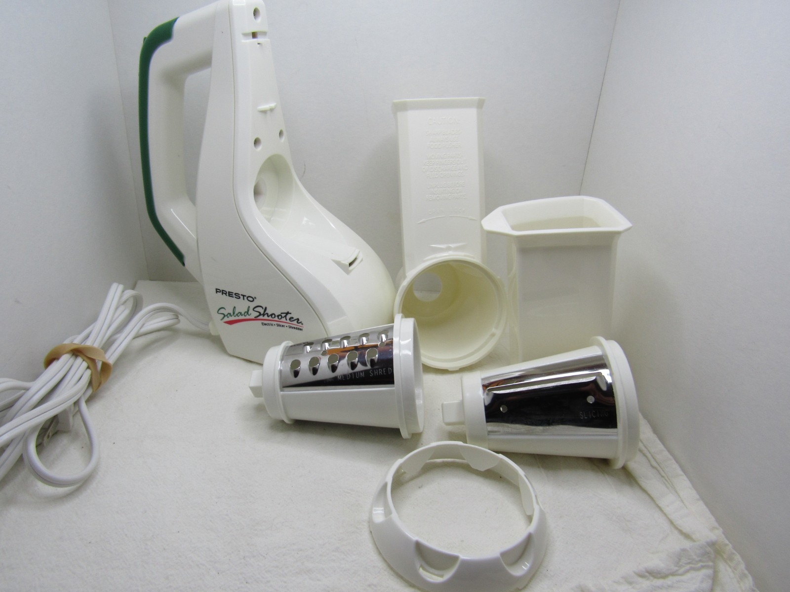 Presto Salad Shooter Electric Food Slicer Shredder 02910 Vintage Used