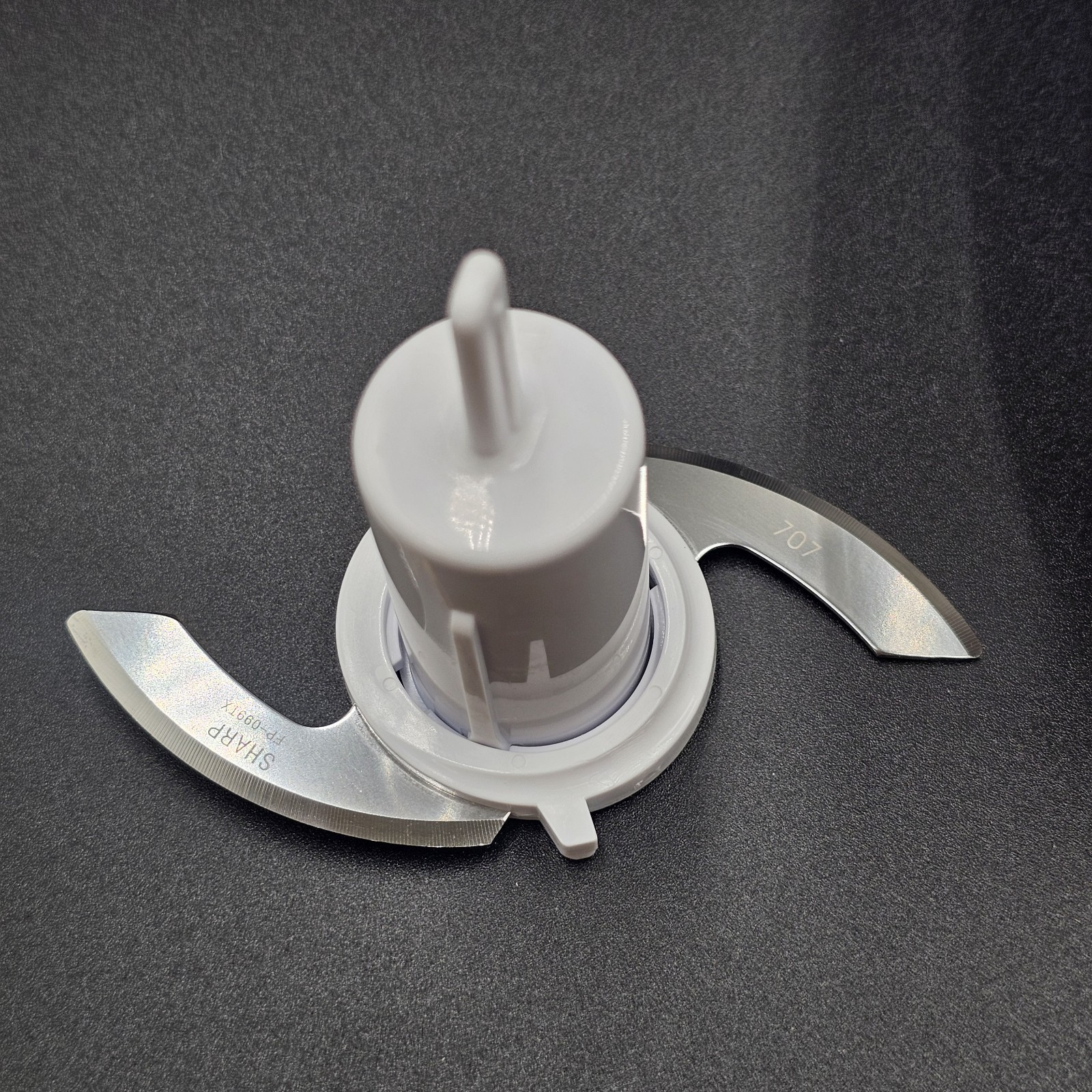 Cuisinart Mini-Prep Food Processor DLC-1 Chopper 2-speed – Works Great!