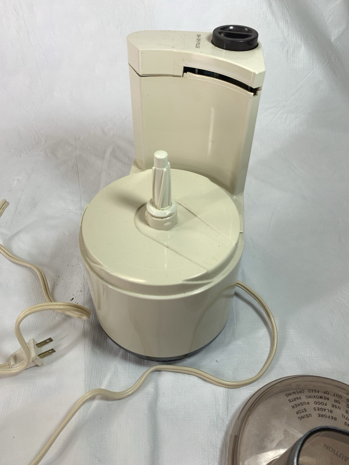 Regal La Machine I Food Processor | Model V 813 | Vintage**NO BLADES**