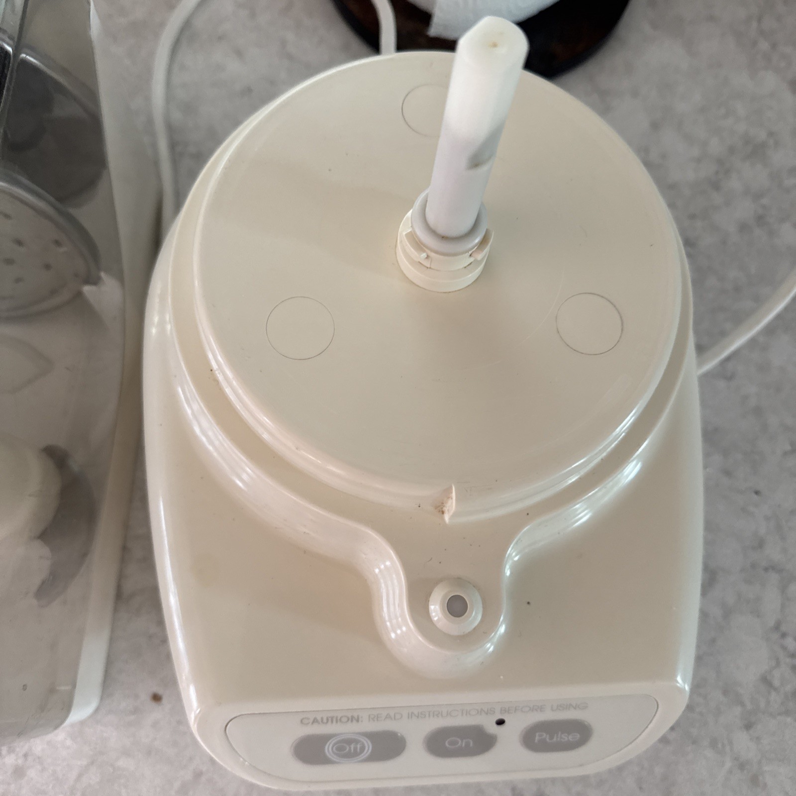 KitchenAid Food Processor KFP600W with Kneading Blade & 5Others Plus Accessories