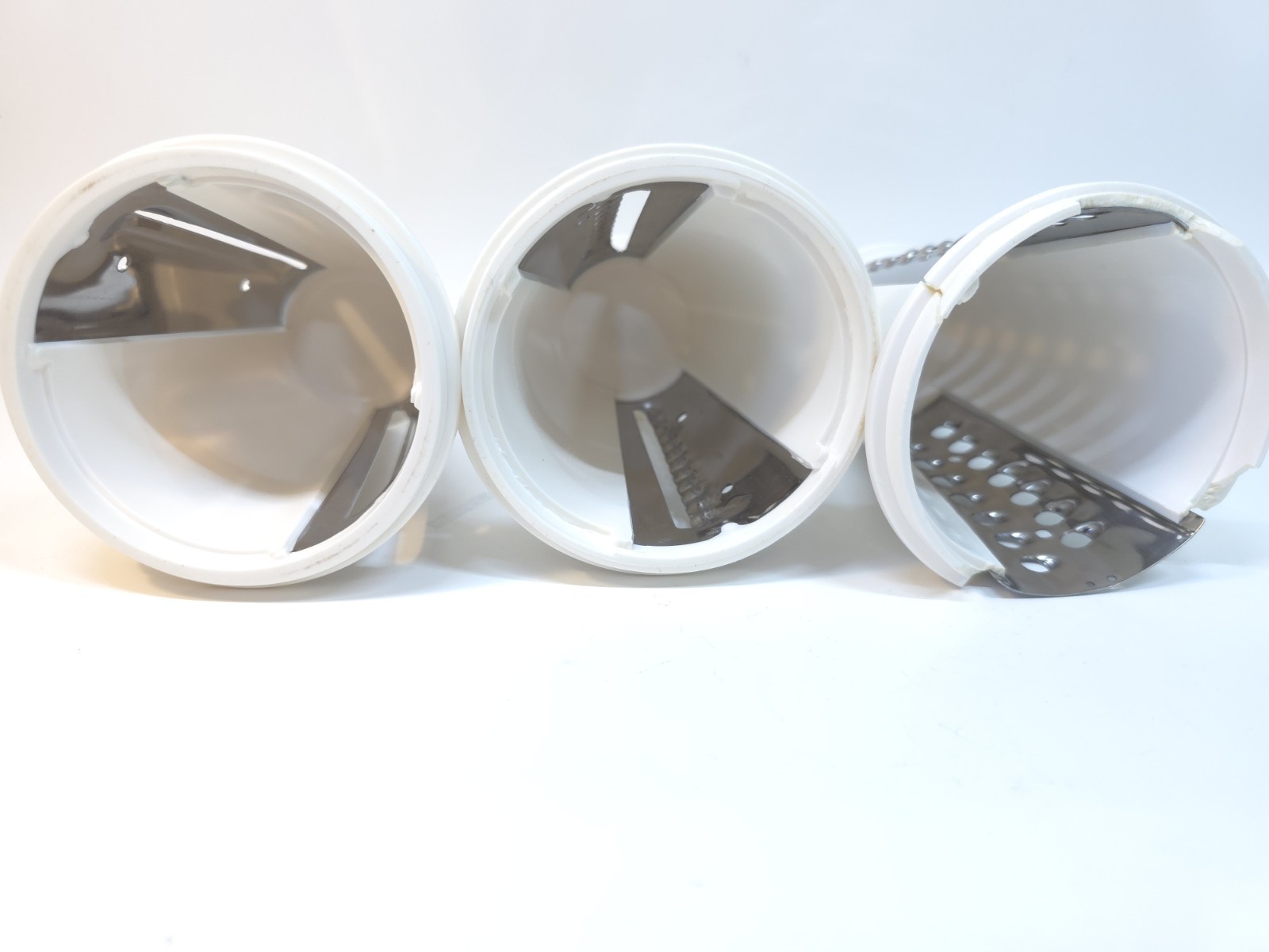 Presto Salad Shooter Professional Slicer Shredder Food Processor 4 Blade White