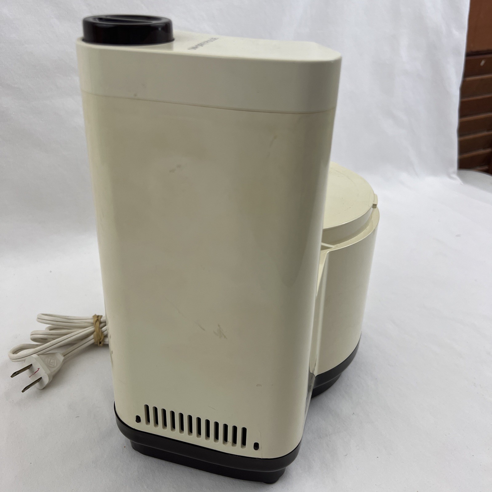 Regal La Machine 1 Full Size Food Processor Model V813 Made in USA WORKS!