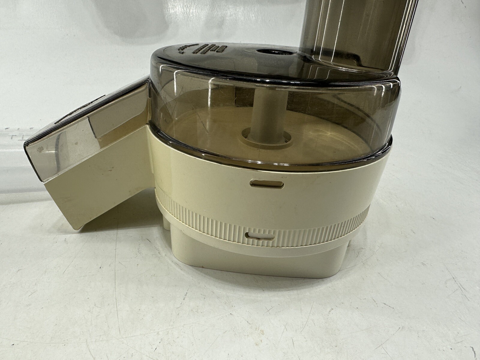 Oster Regency Kitchen Center Food Processor Base Chute Lid Pusher Salad Shooter