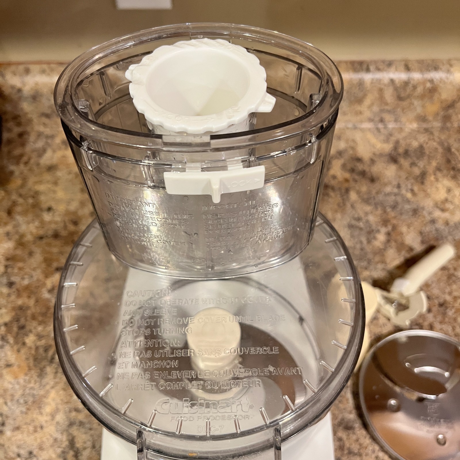 Cuisinart DLC-12 Food Processor White Base Bowl Lid Blades Tested Works Japan